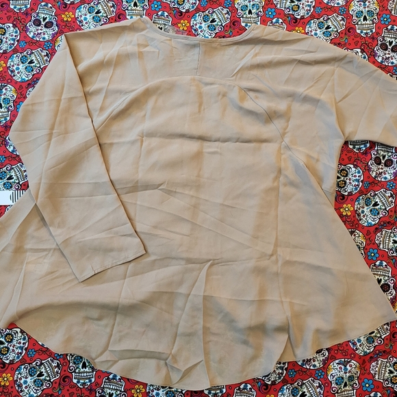 5/$13 Story On Top - Picture 4 of 4